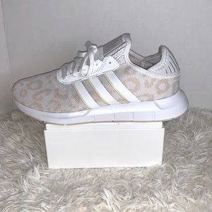 Adidas women’s swift run x sneaker cheetah print